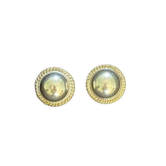 Sterling silver solid stud earrings - Picture 1 of 6